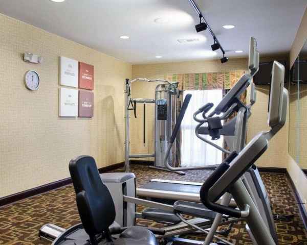 Comfort Suites Greenwood image 11