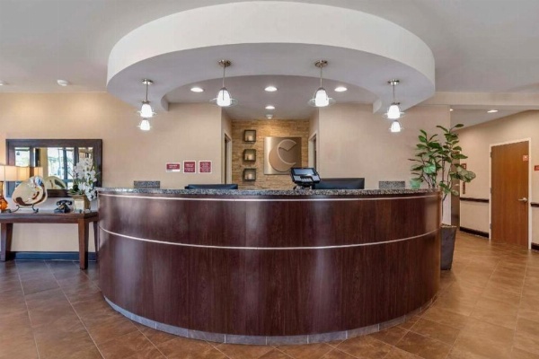 Comfort Suites Greenwood image 23